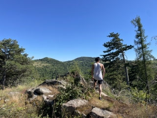 Vue au top des rochers - Simon